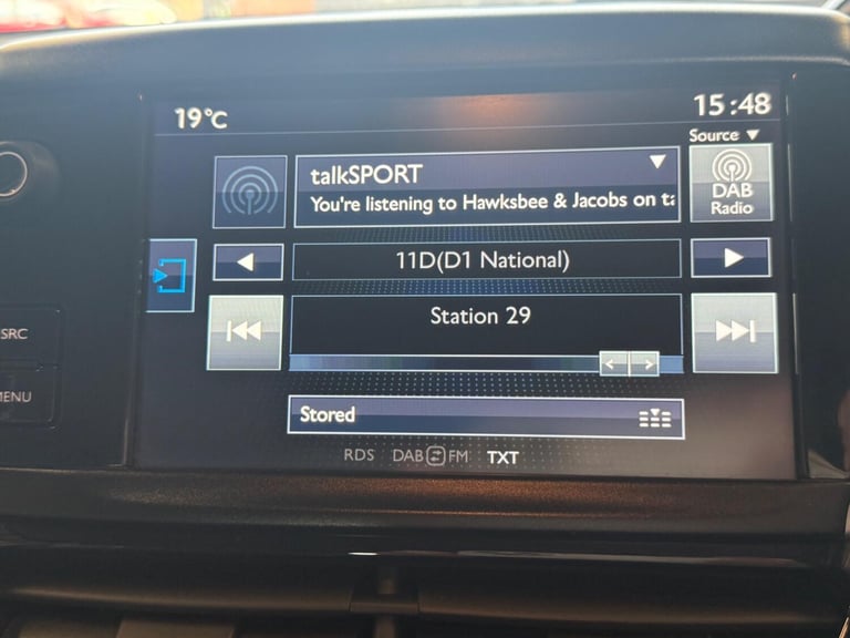 PEUGEOT 2008 1.6 BlueHDi Allure 2016