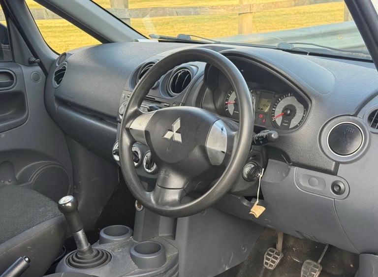 Mitsubishi, COLT, Hatchback, 2012, Manual, 1124 (cc), 3 doors