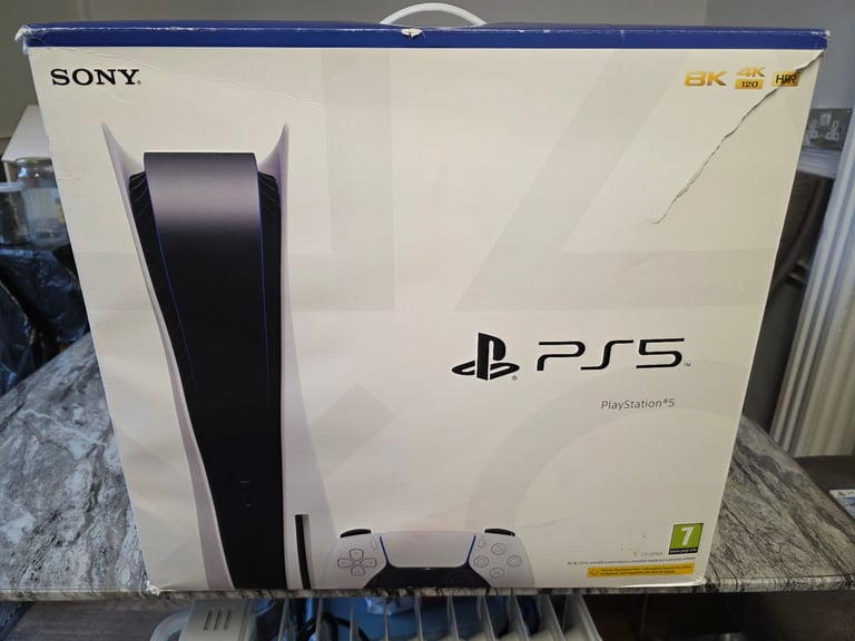 Ps5 Disc Edition 825gb plus fifa 26