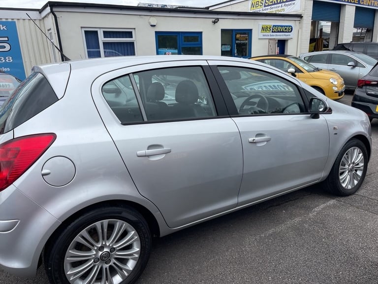 2011 61 VAUXHALL CORSA 1.4 16V SE HATCHBACK 5DR PETROL AUTO EURO 5 (100 PS)