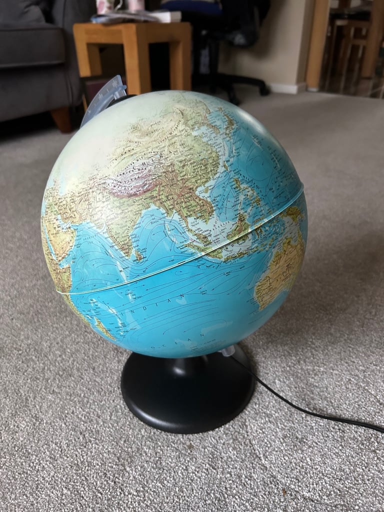 image for Globe Lamp