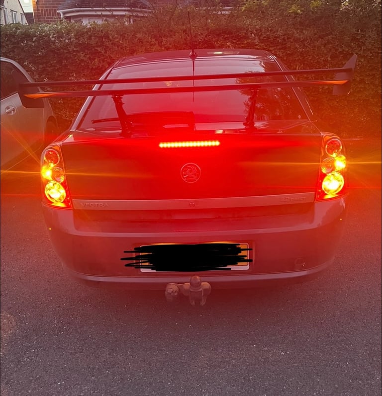 Black Rear Vauxhall/Opel Vectra C Angel Lights 
