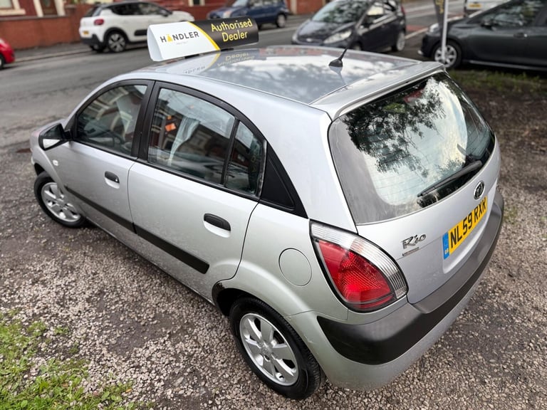 2009 Kia Rio 1.4 Chill 5dr HATCHBACK Petrol Manual