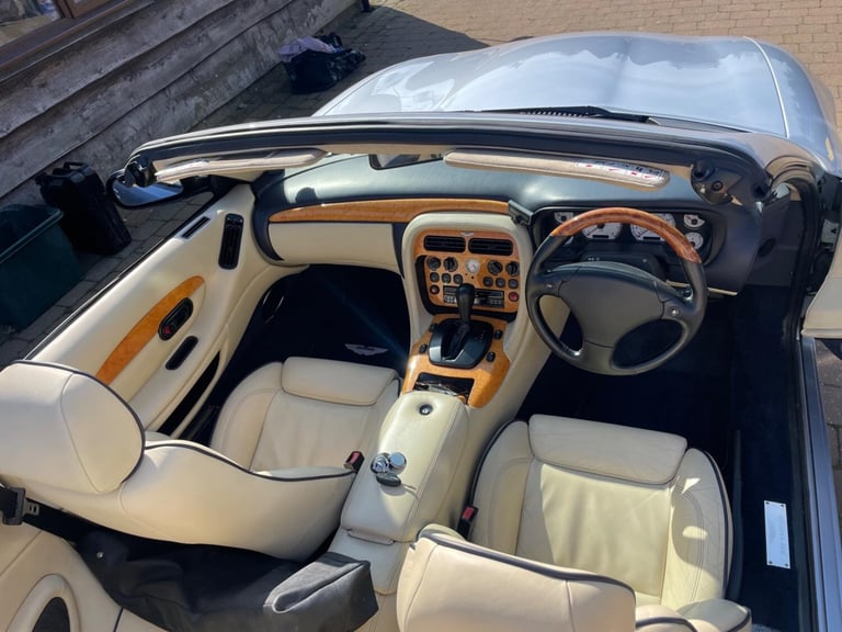 2001 Aston Martin DB7 5.9 Volante 2dr CONVERTIBLE Petrol Automatic