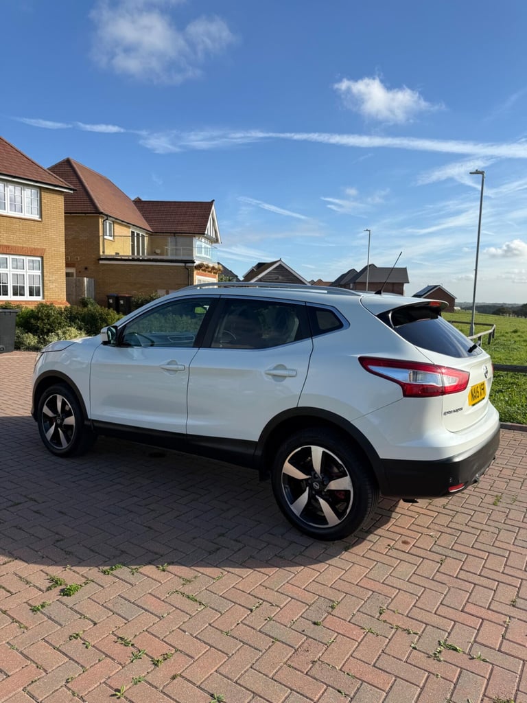  Nissan Qashqai 1.2 DIG-T n-tec+ 2WD Euro 6 (s/s) 5dr Petrol Manual