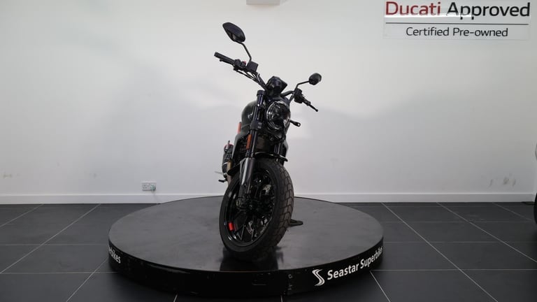 DUCATI SCRAMBLER FULL THROTTLE - 2024 - 4400 MILES