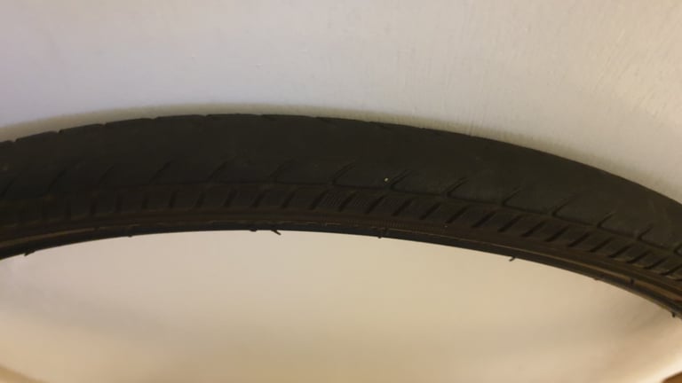 26 INCH 1.75  ROAD BIKE YRE