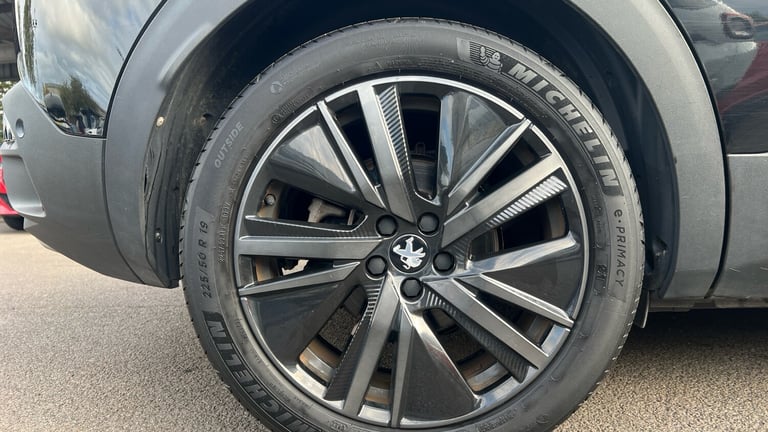 2022 Peugeot 3008 1.6 Hybrid 225 GT Premium 5dr e-EAT8 Estate Estate Hybrid Automatic