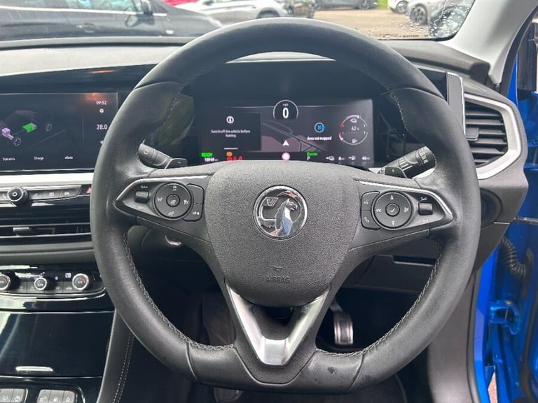 2023 Vauxhall Crossland X 1.6 14.2kwh Ultimate Suv 5dr Petrol Plug In Hybrid Auto Euro 6 (s/s) (2...