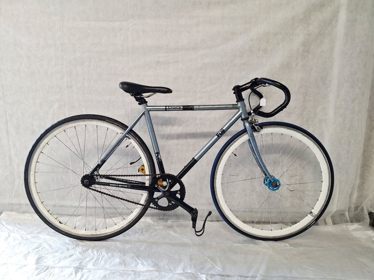 v  🚲🚲Serviced Single Speed FIXXIE  FUJI  Road Bike S Frame Warranty Lightweight 700C Wheels  
