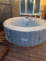 Cleverspa Monte Carlo 6 Person Hot Tub with Accessories