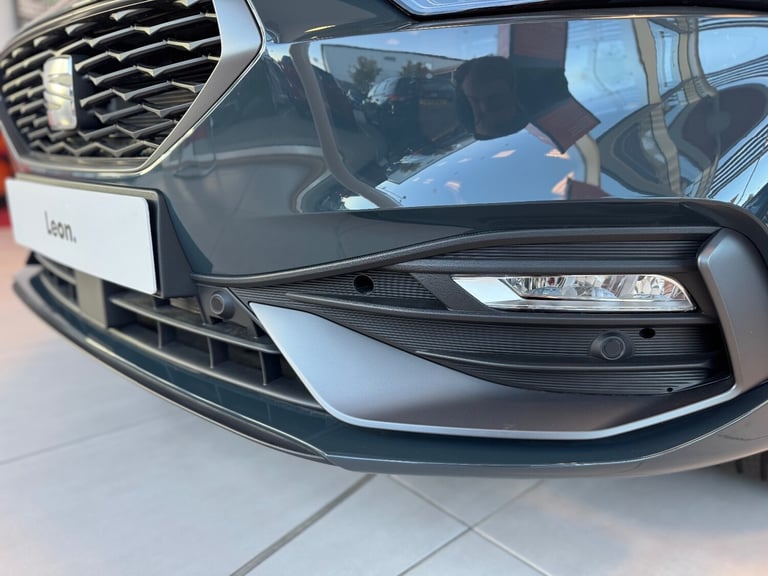 2025 SEAT Leon 1.5 e-Hybrid FR Sport 5dr DSG [DAP] Estate Petrol Parallel PHEV Automatic