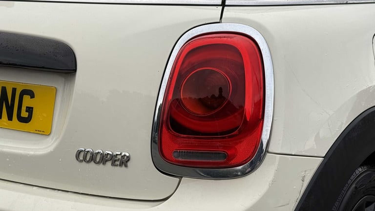 2016 MINI Hatch 1.5 Cooper 3dr HATCHBACK PETROL Manual