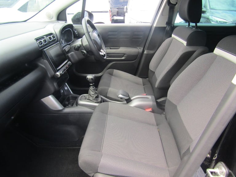 2021 Citroen C3 Aircross 1.2 PureTech 110 Shine 5dr - 1 Owner / Sat Nav Hatchback Petrol Manual