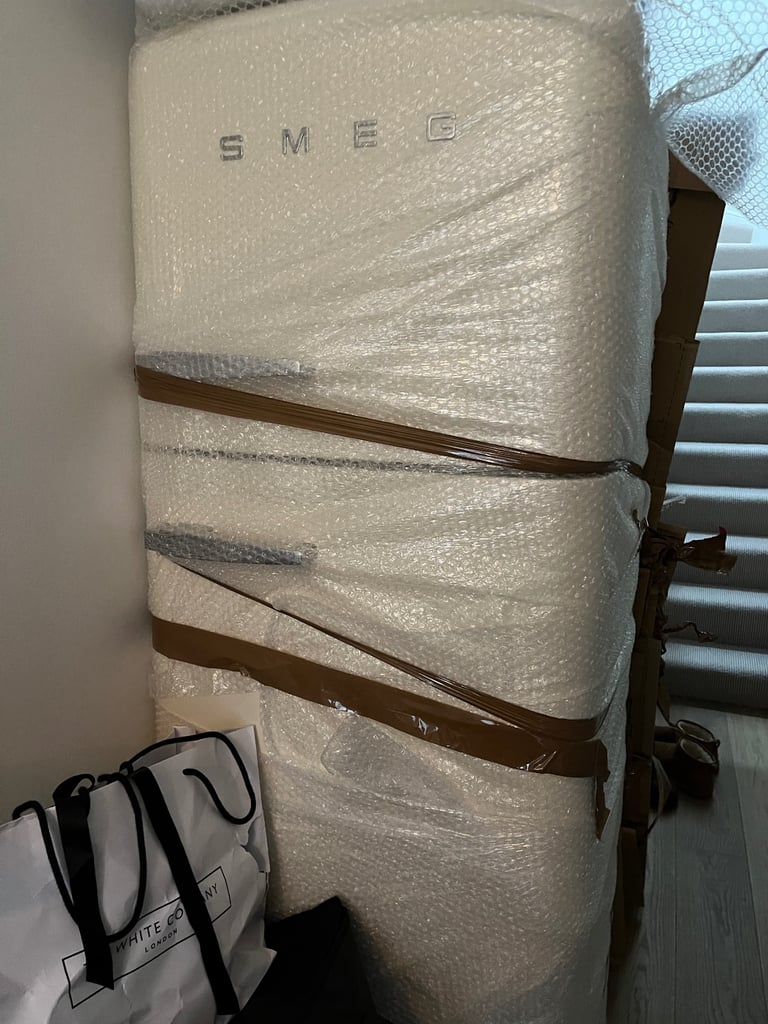 image for Smeg Fridge Freezer