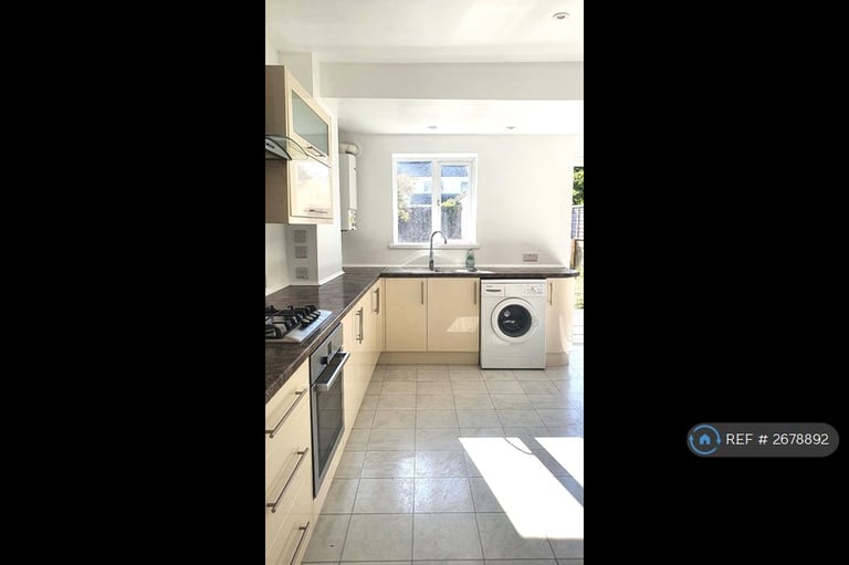 4 bedroom house in Enfield Road, Bristol, BS16 (4 bed) (#2678892)