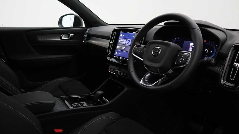 2024 Volvo XC40 Plus, B3 Mild hybrid, Petrol, Dark ESTATE Petrol/Electric Hybrid Automatic