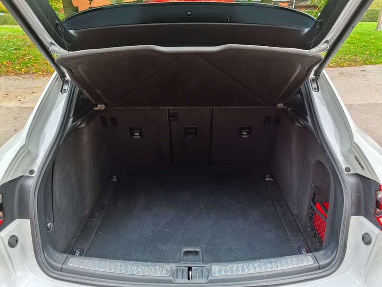 2015 Porsche Macan 3.0 Macan S D Semi-Auto 4WD 5dr SUV Diesel Automatic