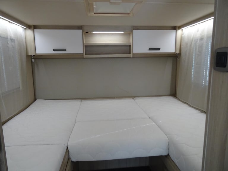 AutoTrail Tribute F70 - 2020 - 4 Berth - Rear Fixed Bed - Motorhome for sale