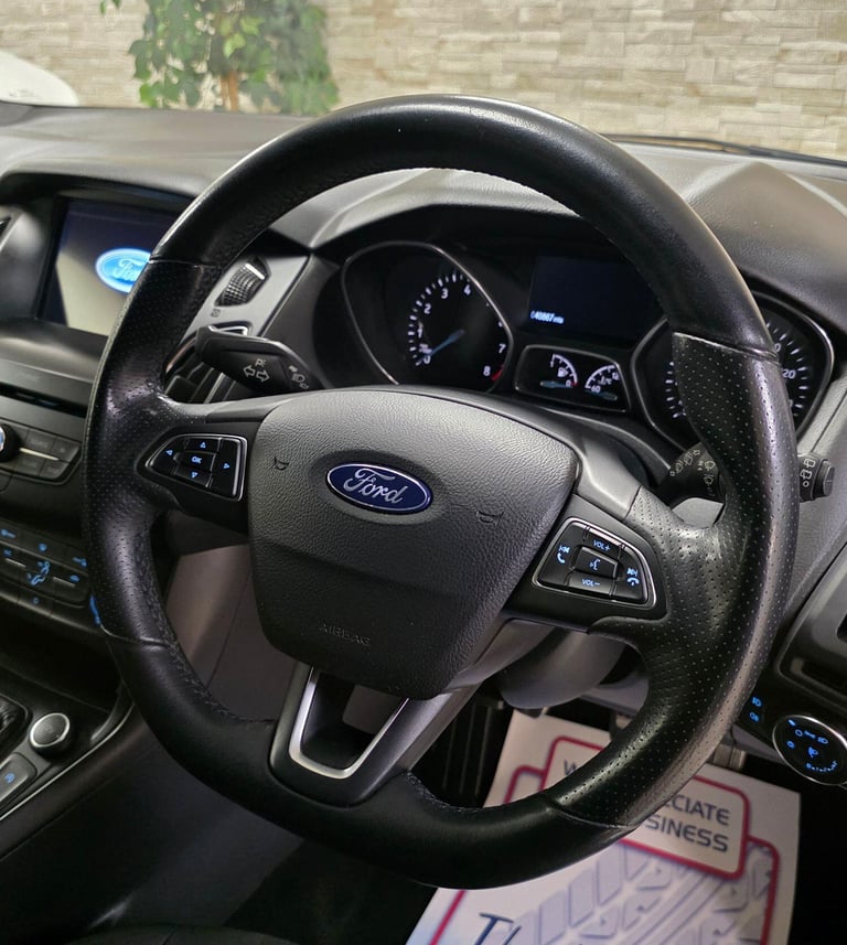 FORD FOCUS 1.0 T EcoBoost ST-Line Black Manual Petro 2018 WARRANTY 12 MONTHS MOT