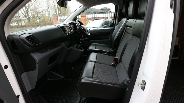 CITROEN DISPATCH M 1400 ENTERPRISE BLUEHDI SS White Manual Diesel, 2018