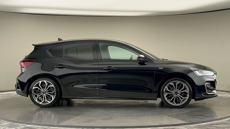 2022 Ford Focus Focus ST-Line Vignale 5 door 1.0L EcoBoost 155PS mHEV FWD 7 Speed PowerShif 5 doo...