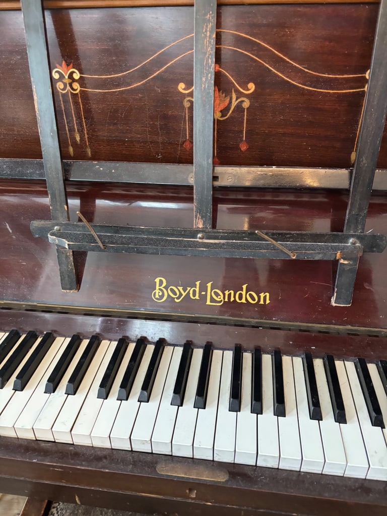 Boyd London Piano Upright
