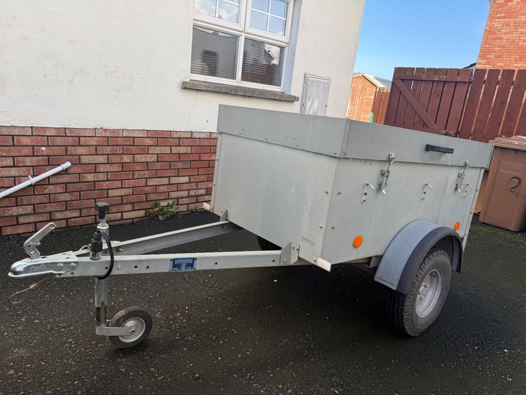 Car trailer 