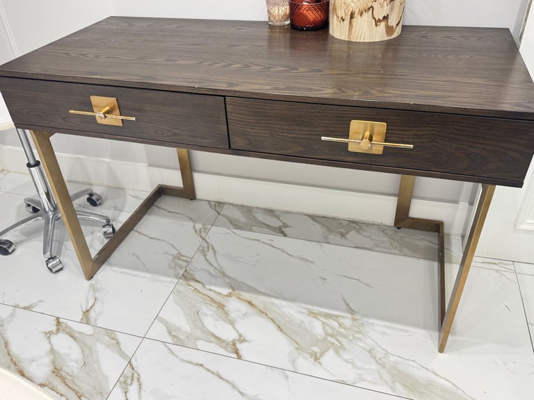 image for Handmade bespoke desk worth £2000