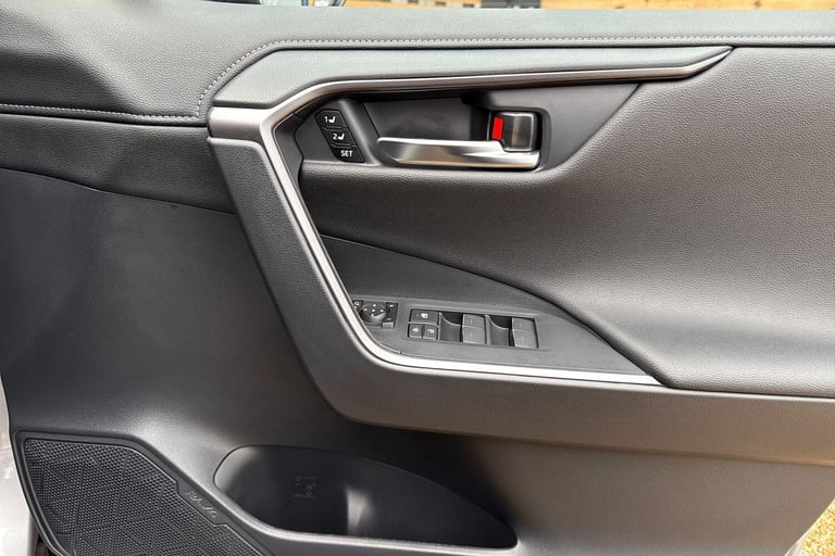 2024 Toyota RAV4 2.5 VVT 18.1kWh GR SPORT SUV 5dr Petrol Plug-in Hybrid CVT 4WD Euro 6 (s/s) ESTA...