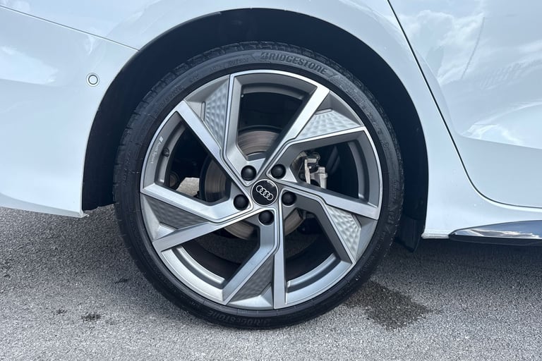 2025 Audi A3 Black Edition 35 TFSI  150 PS 6-speed Saloon PETROL Manual