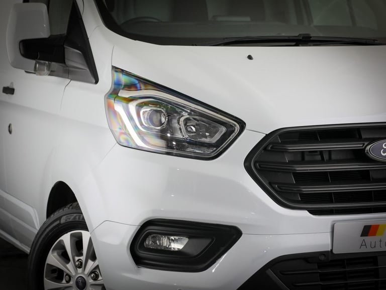 2022 Ford Transit Custom 2.0 300 EcoBlue Limited Panel Van 5dr Diesel Manual L2 H1 Euro 6 (s/s) (...