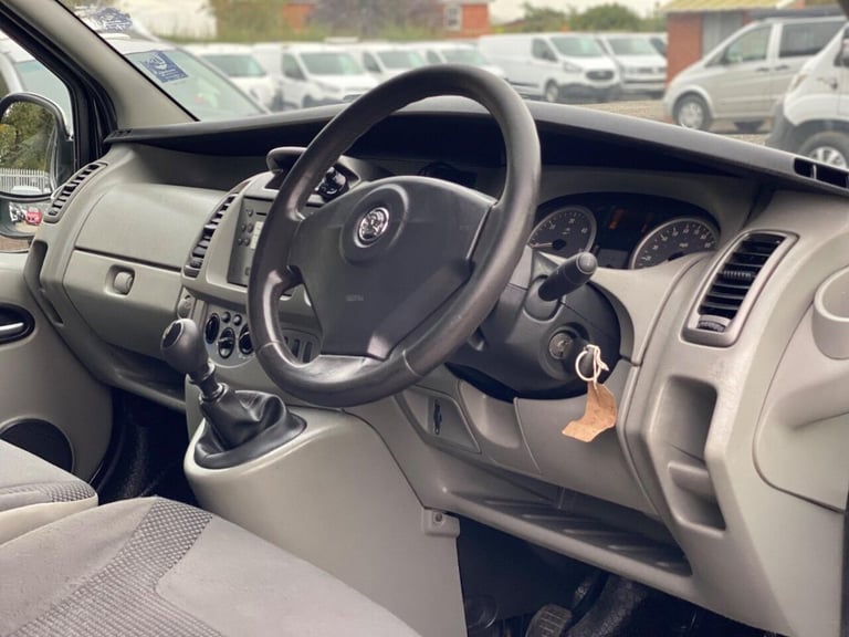 2010 Vauxhall Vivaro 2.0 CDTi Sportive FWD L1 4dr PANEL VAN Diesel Manual