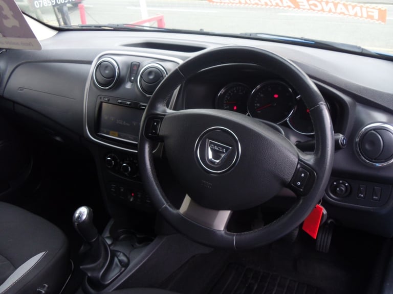 2014 Dacia Sandero Stepway 1.5 dCi Laureate 5dr HATCHBACK Diesel Manual