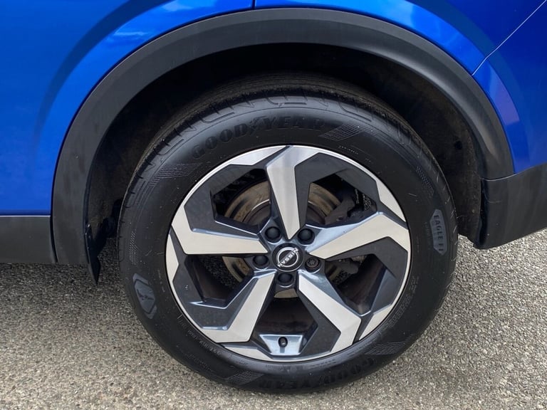 2022 Nissan Qashqai 1.3 DiG-T MH N-Connecta 5dr HATCHBACK PETROL Manual