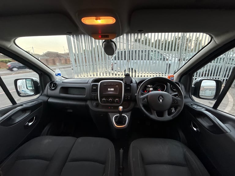 2021 Renault Trafic LL30 ENERGY dCi 170 Sport Nav Van EDC WINDOW VAN Diesel Automatic
