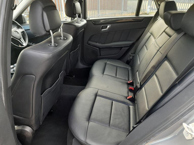 MERCEDES-BENZ E CLASS 2.1 E250 CDI BlueEfficiency Avantgarde Silver Auto Diesel