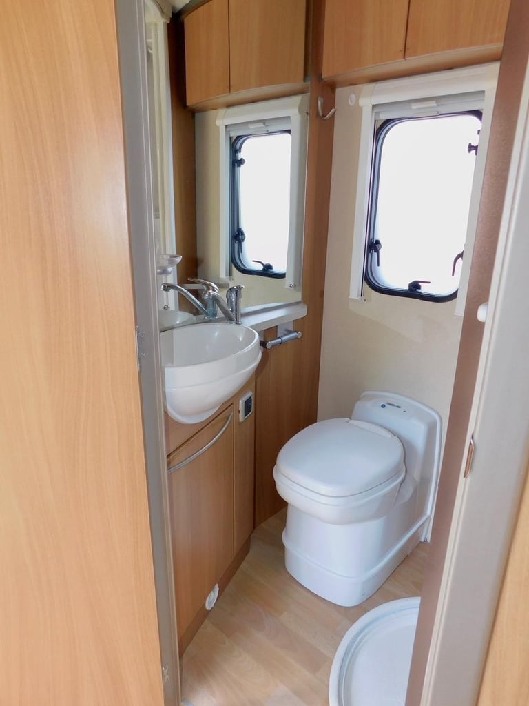 Swift Bolero 630 PR Luxury 2 Berth, Large U Shape Rear Lounge Motorhome for Sale