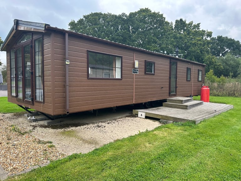 2019 PARK HOME/CARAVAN TO RENT IN PULBOROUGH 