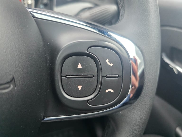 2024 Fiat 500 TOP Hatchback PETROL/MHEV Manual