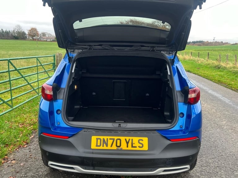 VAUXHALL GRANDLAND X 1.5 Turbo D SRi Nav 2020