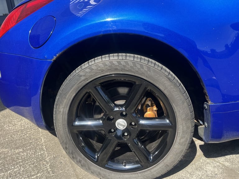 2005 Blue Nissan 350Z Convertible 3.5 V6