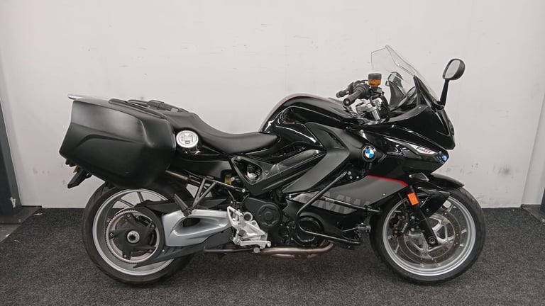 image for BMW F800 GT SE ** MOT APRIL 2026 - PANNIERS - ENGINE BARS ** 