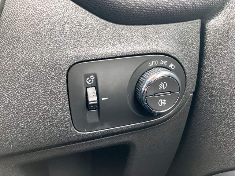 2022 Vauxhall Crossland 1.2 Turbo Elite Edition 5dr Hatchback PETROL Manual