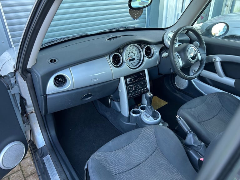 Mini, HATCHBACK, Hatchback, 2003, Semi-Auto, 1598 (cc), 3 doors