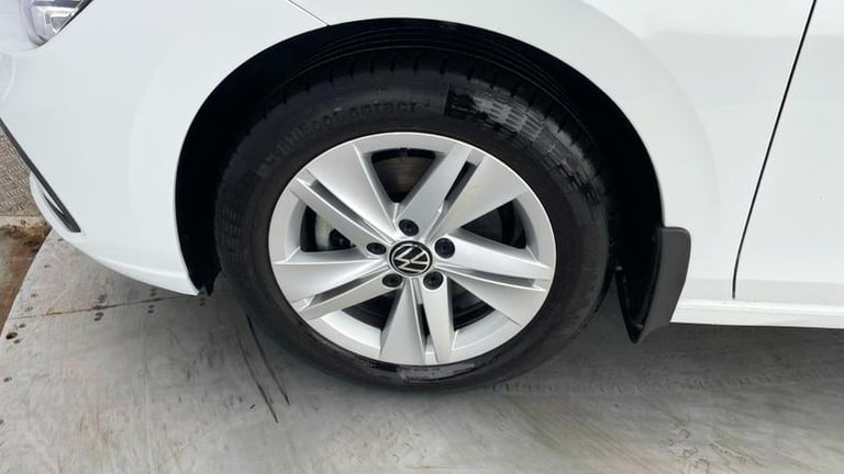 2022 Volkswagen Golf 1.5 TSI Life 5dr Manual Hatchback Petrol Manual