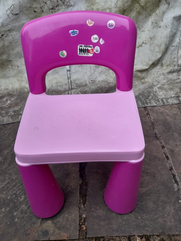 Pink Little Girls Hard Plastic Chair