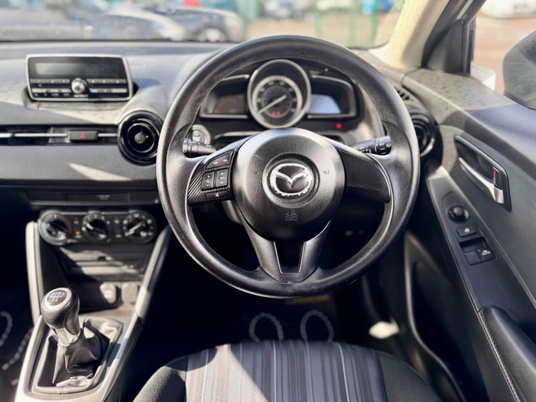2015 Mazda Mazda2 1.5 75 SE 5dr HATCHBACK Petrol Manual