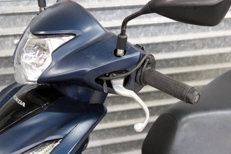 2023 23 HONDA NSC 110 VISION GREY TRADE SALE KEYLESS 19K NEW MOT SCOOTER NSC110