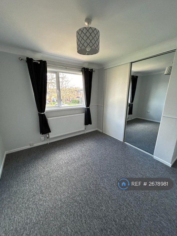 3 bedroom house in Mozart Close, Basingstoke, RG22 (3 bed) (#2678981)
